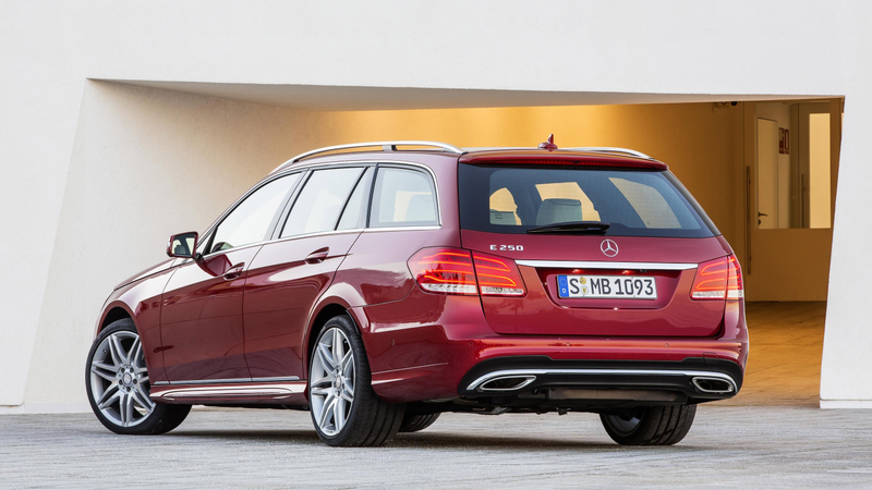 Illustration for article titled 2014 Mercedes-Benz E-Class: It's Official, And It Comes With A Clock